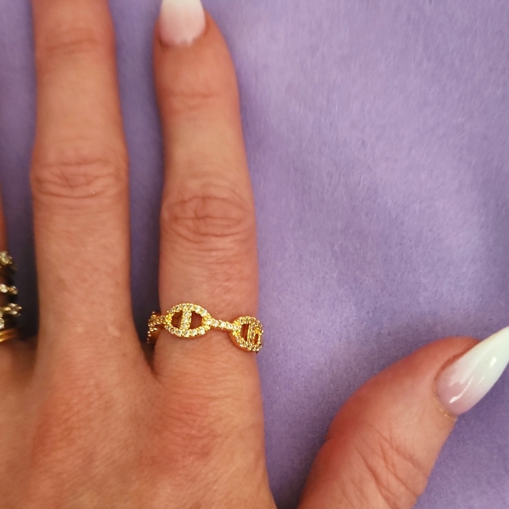 Gold Chain-Link Statement Ring